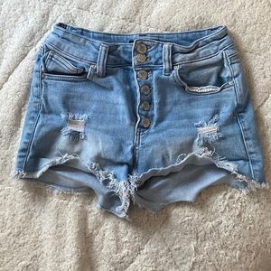 High waisted light blue Jean shorts 💙